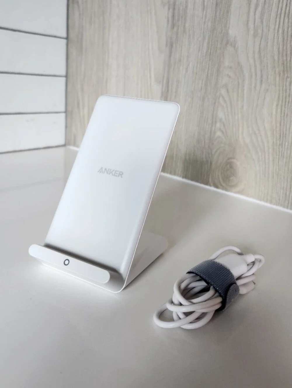 Anker PowerWave White Wireless Charging Stand with Cable
